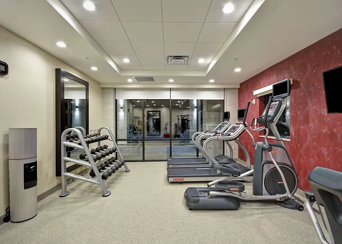 Home2 By Hilton Airport East Broad Hotel 3*